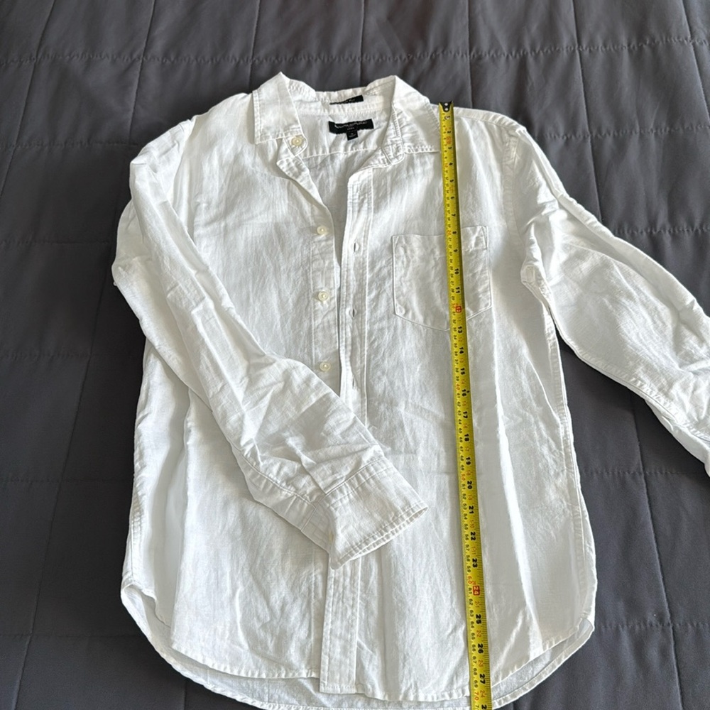 Banana Republic White Button-Up Shirt - Picture 7 of 8
